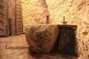 river-stone-bathtubs-stone-bath